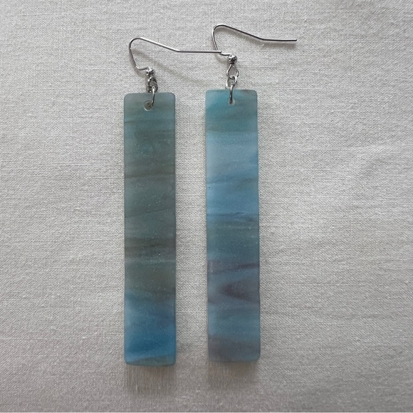 Handmade frosted 3” glass earrings. - Picture 3 of 3